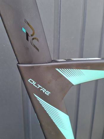 Used Bianchi Oltre PRO Ultegra Di2 2023 2023 Road & Gravel, Grün — image 9 of 17