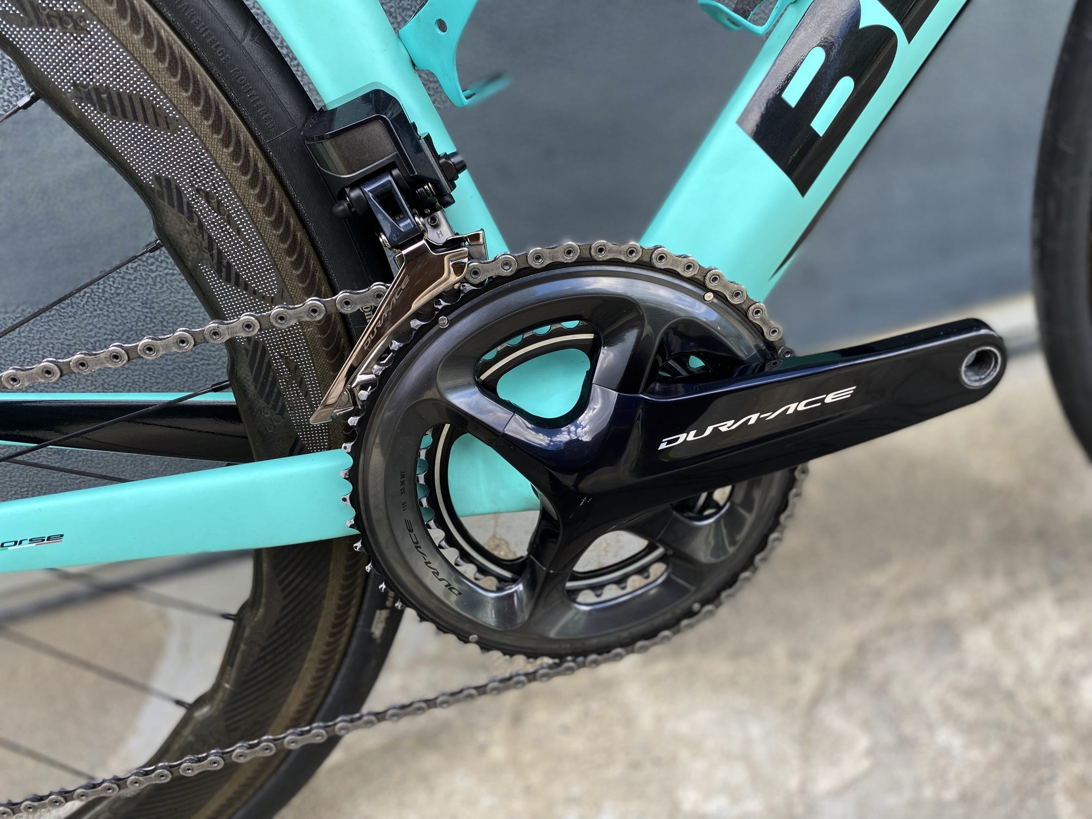 bianchi oltre xr4 disc dura ace di2