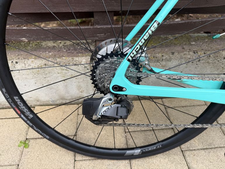 Bianchi Specialissima - Red eTap AXS 2022 2022 Road & Gravel usato, Blu — immagine 4 di 7