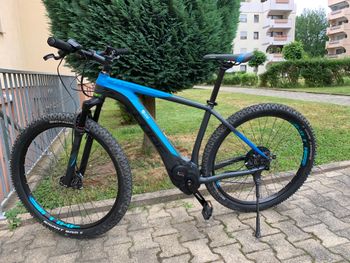 CUBE REACTION HYBRID SL 500 29 2018 Mountainbike de segunda mano, shop.filter.color.0000ff — imagen 3 de 14