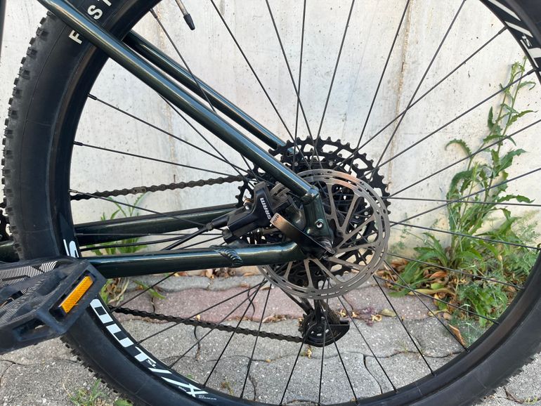 Used Specialized Rockhopper Expert 2022 2022 Mountainbike, Green, 29 — image 5 of 10