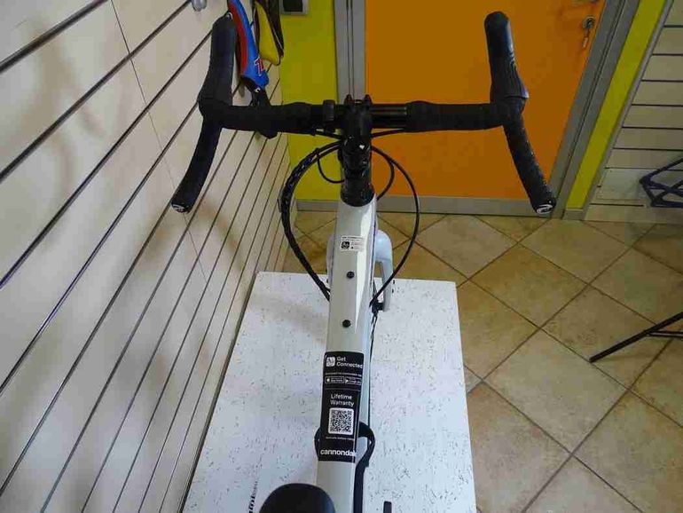 Cannondale Topstone Carbon 2 L 2023 2023 Road & Gravel usato, Bianco — immagine 6 di 12