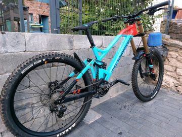Použité Mondraker Summum R 2020 2020 Mountainbike — obrázek 3 z 6