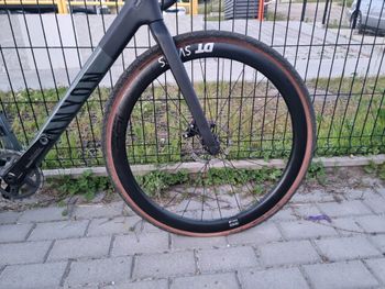 Used Canyon Grail CF SL 7 eTap 2023 2023 Road & Gravel — image 5 of 6