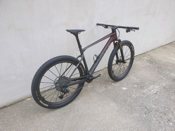 Used Scott Scale RC SL 2023 2023 Mountainbike, Black, 29 — image 2 of 13