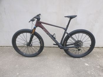 Used Scott Scale RC SL 2023 2023 Mountainbike, Black, 29 — image 4 of 13