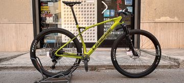 Tweedehands Lapierre Prorace CF 7.9 2023 2023 Mountainbike — afbeelding 2 van 7