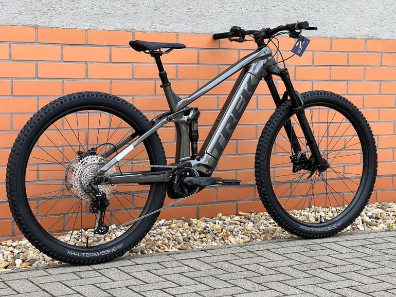 Used Trek Rail 5 Gen 3 2024 2024 Mountainbike — image 1 of 8