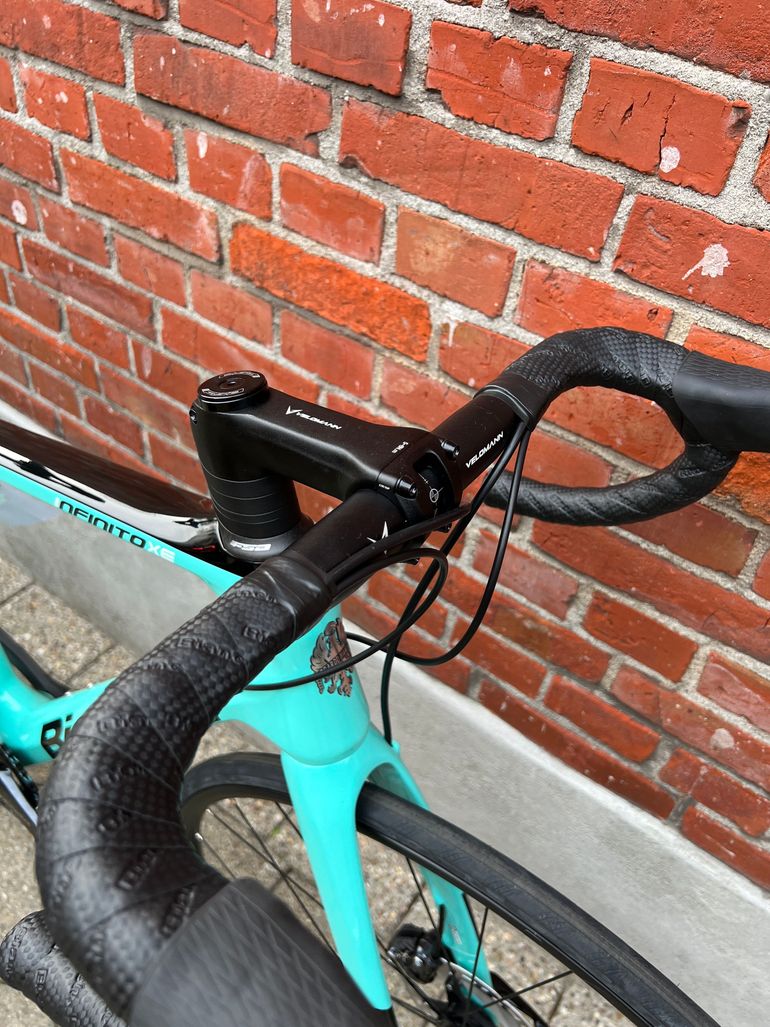 Used Bianchi NEW! Infinito XE/Disc Brakes/Voll Carbon/Shimano Ultegra/Size 53 & 55 & 57 2023 Road & Gravel, Grün — image 7 of 16