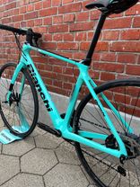 Bianchi NEW! Infinito XE/Disc Brakes/Voll Carbon/Shimano Ultegra 