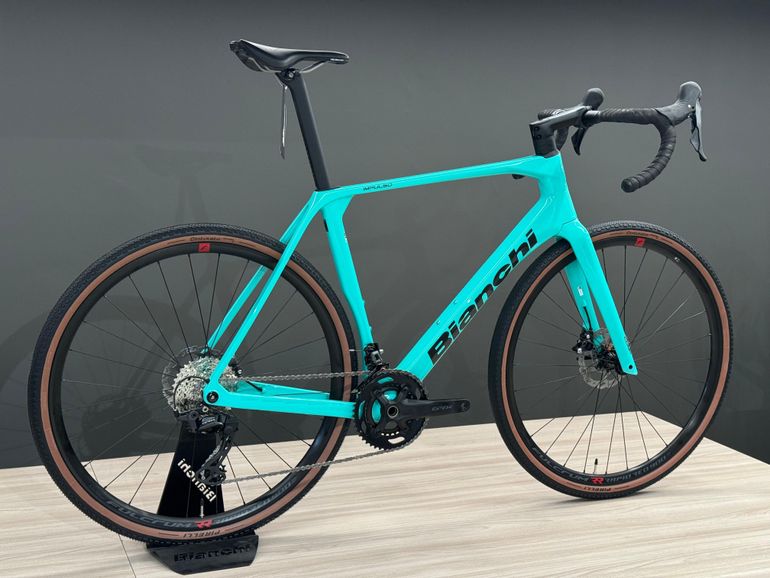 Brugt Bianchi IMPULSO COMP 2024 Road & Gravel — billede 2 af 6