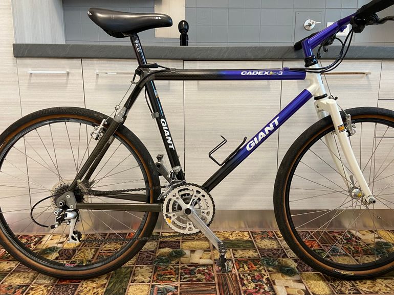 Used Giant Cadex cfm3 1992 Mountainbike, Red — image 1 of 28
