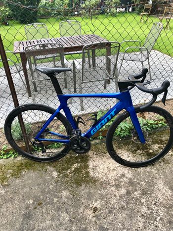 Used Giant Propel Advanced 2 Disc 2020 Road & Gravel, Blue — image 1 of 3