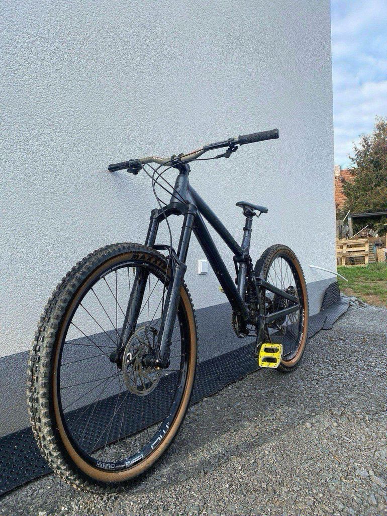Used Propain Spindrift Comp 2018 2018 Mountainbike, Light Gray, 27.5 — image 1 of 8