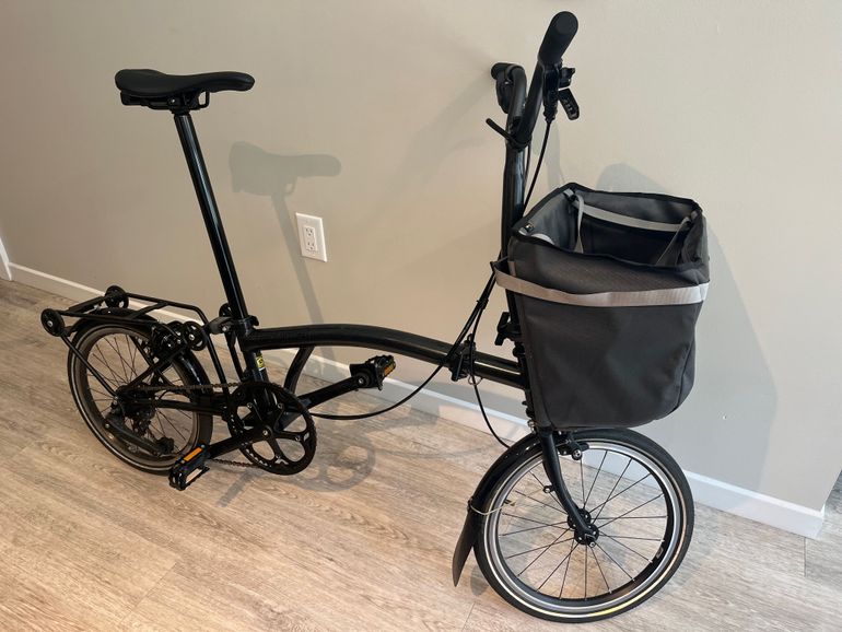 Used Brompton P Line Urban (Mid Handlebars) 2022 Road & Gravel, Black — image 8 of 9