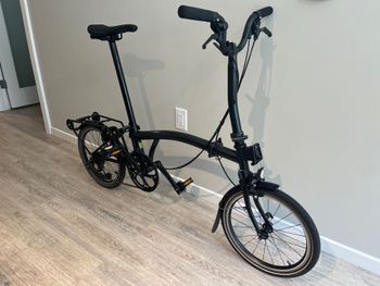 Used Brompton P Line Urban (Mid Handlebars) 2022 Road & Gravel, Black — image 2 of 9