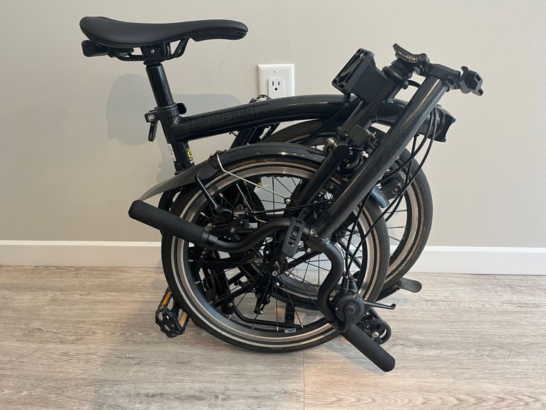 Used Brompton P Line Urban (Mid Handlebars) 2022 Road & Gravel, Black — image 6 of 9
