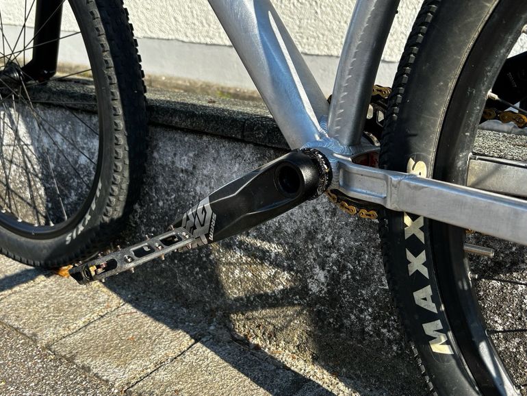 Used Rose THE BRUCE 2 2023 2023 Mountainbike, Weiß, 26 — image 7 of 9