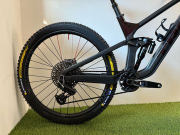 Gebrauchtes Trek Slash 9.9 XO1 2021 2021 Mountainbike, Hellgrau, 29 — Bild 2 von 8