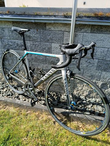 Gebrauchtes Canyon ULTIMATE CF SL 9.0 2017 Road & Gravel, Hellgrau — Bild 2 von 8
