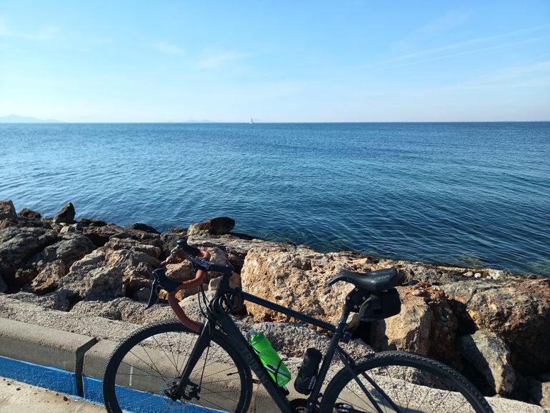 Used TRIBAN RC 520 Disc Gravel Adventure Bike - 105 2023 Road & Gravel, Blue — image 6 of 6