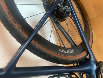 Used Specialized Diverge Expert 2020 Road & Gravel, Blue — image 8 of 15