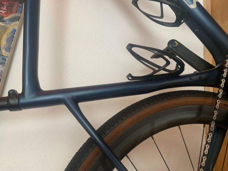 Used Specialized Diverge Expert 2020 Road & Gravel, Blue — image 10 of 15