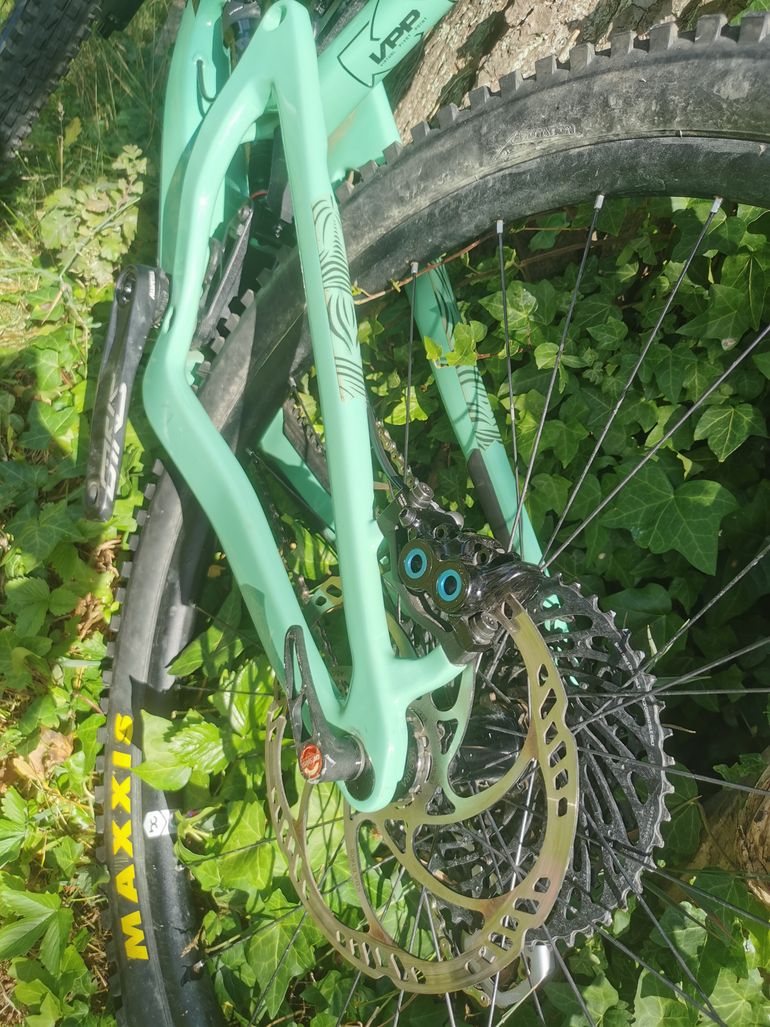 Used Santa Cruz Megatower S / Carbon C / 29 2019 Mountainbike, Green — image 4 of 13