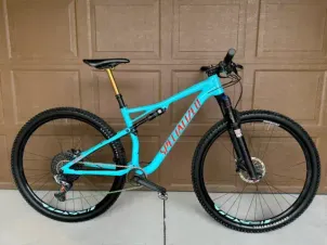 Specialized - Epic Expert 2023, 2023