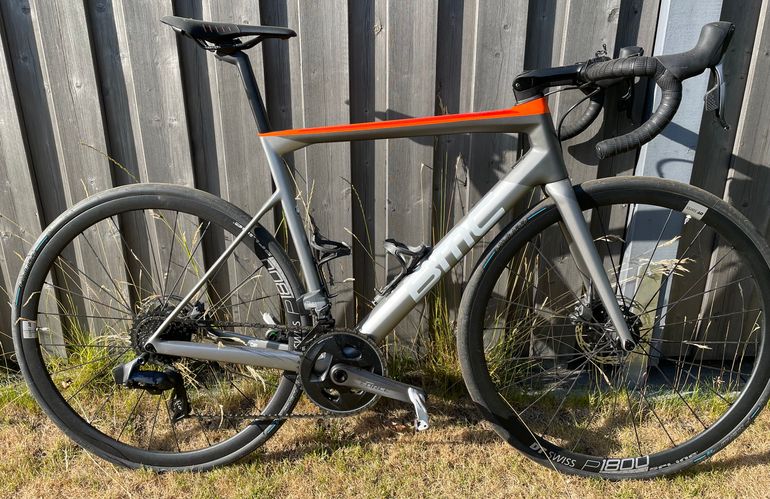 teammachine slr02 disc one 2020