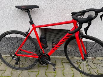 Used Canyon Endurace AL Frameset Mechanical 2018 Road & Gravel, Red — image 1 of 3
