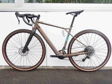 Käytetty GT EGRADE AMP 2023 Road & Gravel — kuva 2 / 3