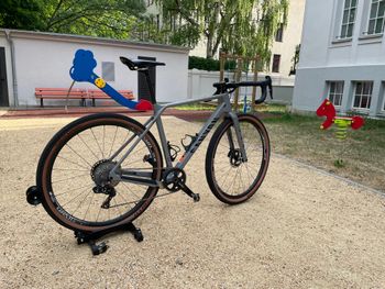 Used Canyon Grizl CF SL 7 2022 Road & Gravel, Light Gray — image 3 of 10