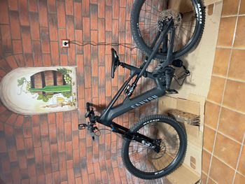 Brugt Canyon Strive:ON CFR Underdog 2024 2024 Mountainbike — billede 5 af 8