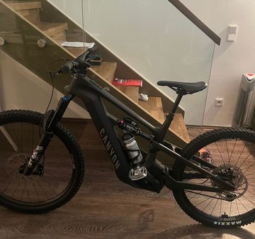 Używany Canyon Strive:ON Shimano Deore 2023 Mountainbike — zdjęcie 2 z 8