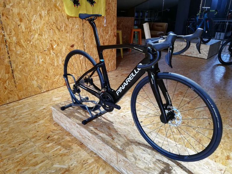 Brugt Pinarello NYTRO E5 ROAD - 105 Di2 2023 2023 Road & Gravel — billede 3 af 5