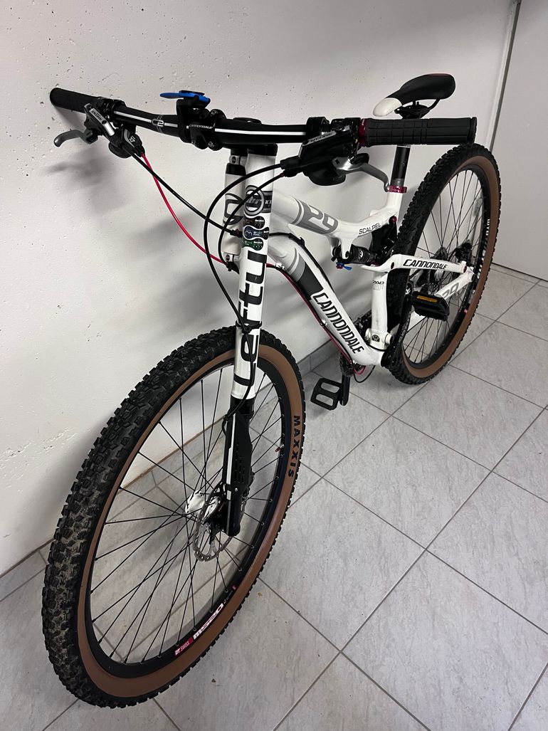 Used Cannondale Scalpel 29er 3 Lefty 2013 Mountainbike, White — image 4 of 12