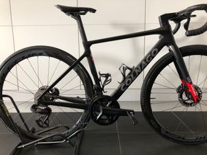 Colnago - V4Rs Disc Ultegra Di2 8100 w/Fulcrum Racing Wind 400 Wheels 2023, 2023