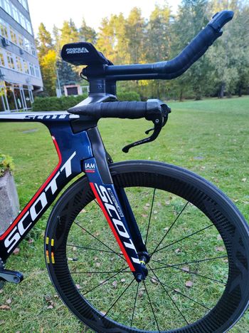 Used Scott Plasma Premium 2018 2018 Road & Gravel, Blue — image 2 of 8