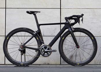 Used Canyon Aeroad CF SLX 7.0 Di2 2015 Road & Gravel, Black — image 1 of 8