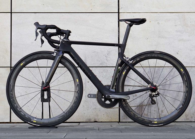 Used Canyon Aeroad CF SLX 7.0 Di2 2015 Road & Gravel, Black — image 3 of 8