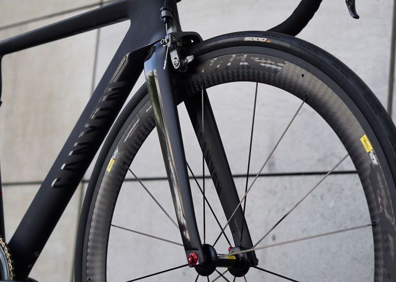 Used Canyon Aeroad CF SLX 7.0 Di2 2015 Road & Gravel, Black — image 7 of 8