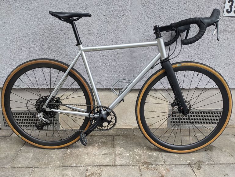 Used 8Bar kronprinz 2022 Road & Gravel, Hellgrau — image 1 of 4