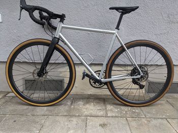 Used 8Bar kronprinz 2022 Road & Gravel, Hellgrau — image 2 of 4