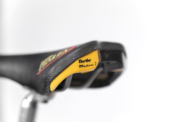 Pinarello Jan Ullrich Team Telekom Road Bike + Signed Yellow Jersey 1998 Road & Gravel d'occasion — image 21 sur 23