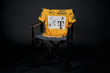 Pinarello Jan Ullrich Team Telekom Road Bike + Signed Yellow Jersey 1998 Road & Gravel d'occasion — image 3 sur 23