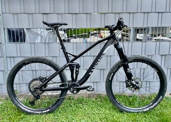 Used Canyon Nerve 9.9 2015 Mountainbike, Schwarz — image 1 of 12