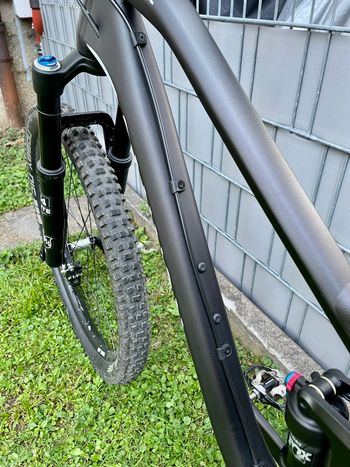 Used Canyon Nerve 9.9 2015 Mountainbike, Schwarz — image 4 of 12