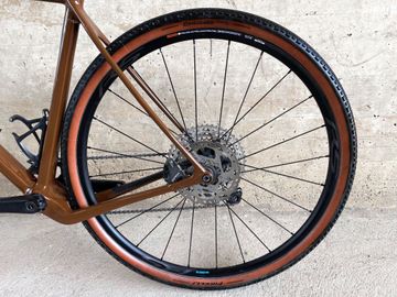 Used Open Wi.De GRX 2023 Road & Gravel, Orange — image 8 of 9