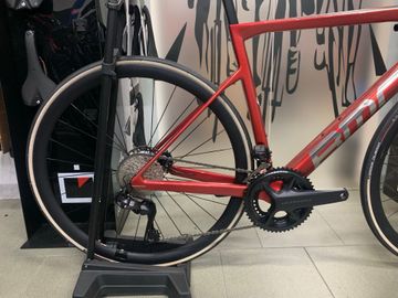 BMC Teammachine SLR ONE 2023 2023 Road & Gravel usato, Rosso — immagine 2 di 6